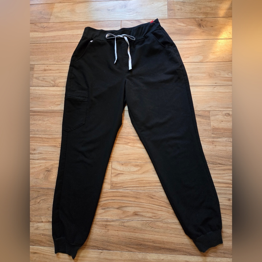 FIGS joggers. Technical collection. EUC. No color fade. Large Tall.